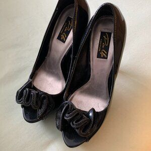 Pin Up Couture Black Patent Lolita Peep toe Pumps